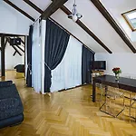 Deminka Palace