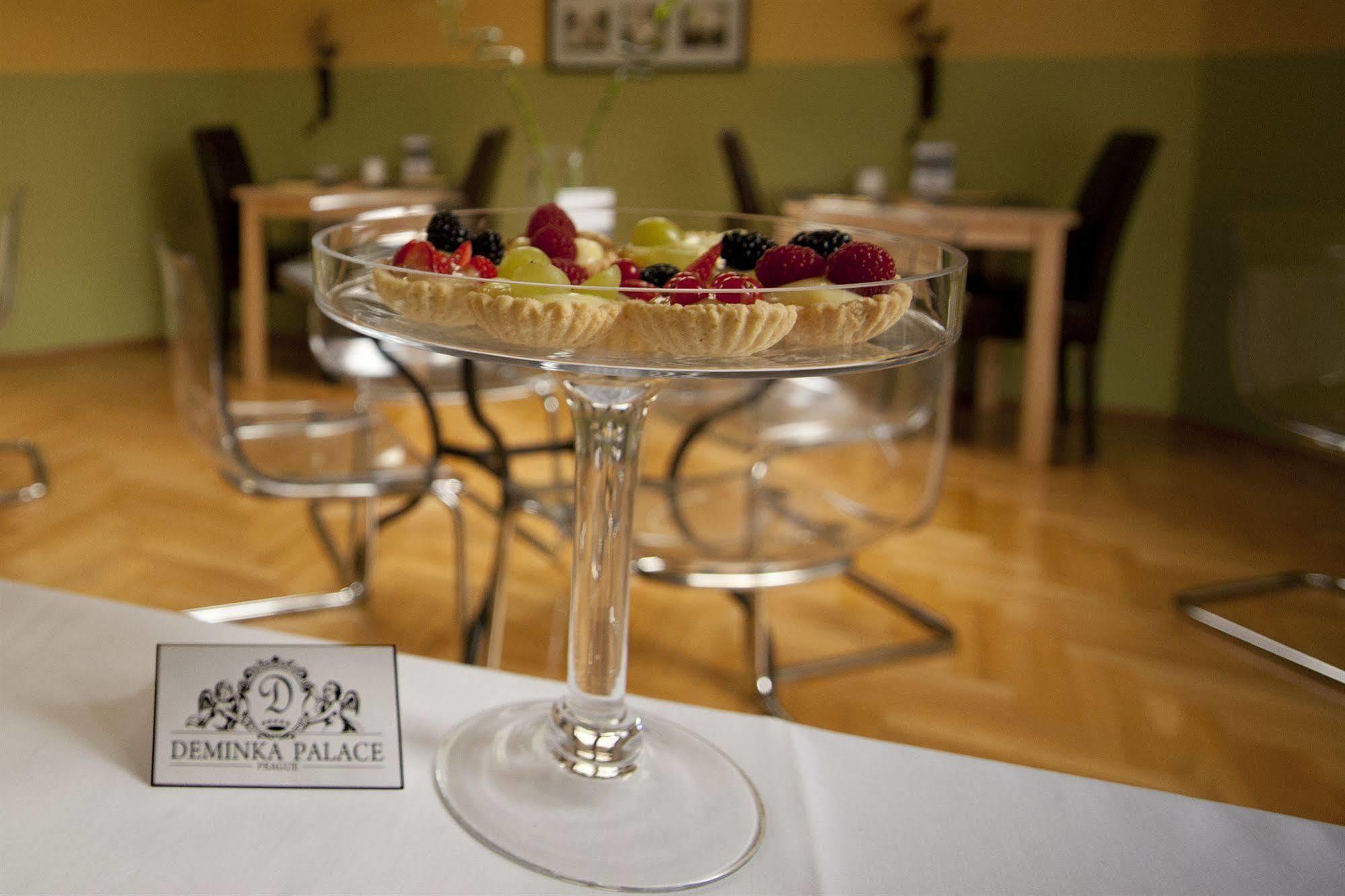 Deminka Palace 4* Praga